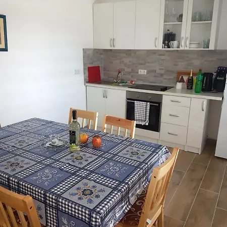 Apartment Niva Vir