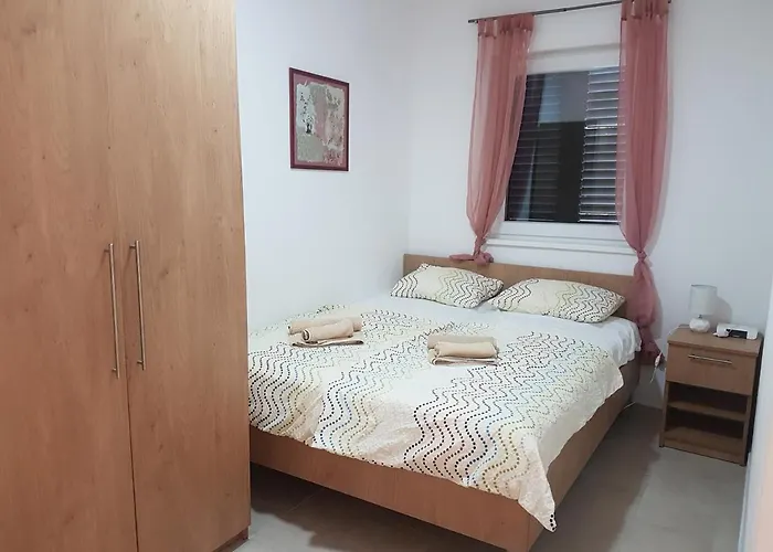 Niva Appartement *